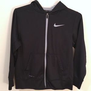🌟 3 for $15🌟 Nike Therma Fit Black Hoodie. EUC